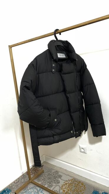 женская куртка б у: Куртка M (EU 38), XL (EU 42), цвет - Черный