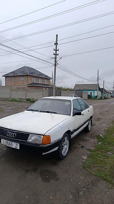 Другие автомобили: Легковой автомобиль седан, белый. Кузов: - 4 двери, классический — 9