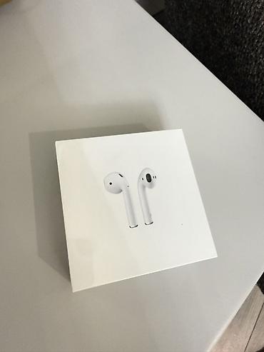 аирподс 1: Apple AirPods orjinal (apple magazalarindan alinib) Xüsusiyyətlər: - — 1