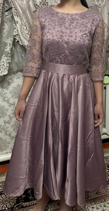 Женская одежда: Вечернее платье, Средняя модель, С рукавами, XL (EU 42), 2XL (EU 44)