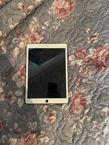 ipad 2 ikinci el: İşlənmiş Apple iPad 6 (2018), 9,7", 128 GB — 1