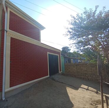 Təmir işləri: Salam aleykum men 1993 cu ildən bəri bu isin icindəym. evin fasadı pol — 2