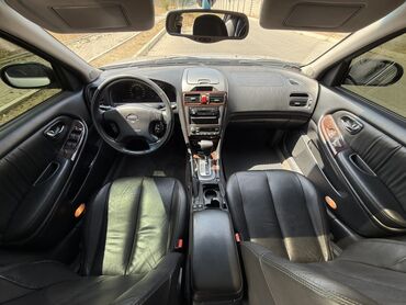 Nissan: Nissan Maxima: 2000 г., 3 л, Автомат, Бензин, Седан — 10