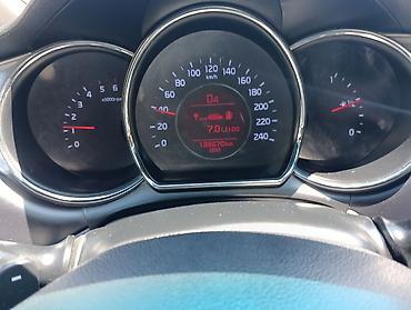 Kia: Kia Ceed: 1.6 l | 2015 il Universal — 3
