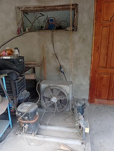 Холодильное оборудование: Продаю холодильно морозильную камеру в рабочем состоянии.Цена :150000 — 5