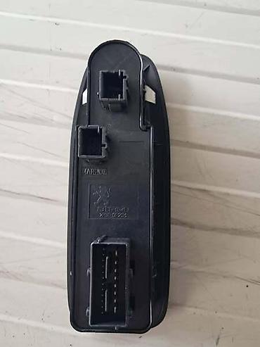 fan pit paket: GLAVNI PANEL PREKIDACA ZA PEUGEOT 208, 2008 OD 2013. DO 2019. GOD — 2