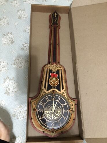 купить настенные часы в бишкеке: Настенные часы AKAR в фирменной коробке Описание: - Декоративные