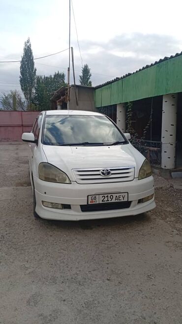 арзан машина мерс: Toyota Ipsum: 2003 г., 2.4 л, Автомат, Бензин, Вэн/Минивэн
