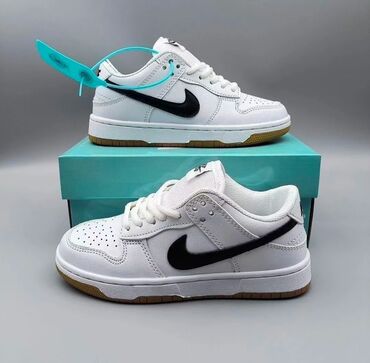 кроссовки адидас мужские оригинал кожаные: Кроссовки Nike Dunk Low в белом цвете с черным логотипом-галочкой