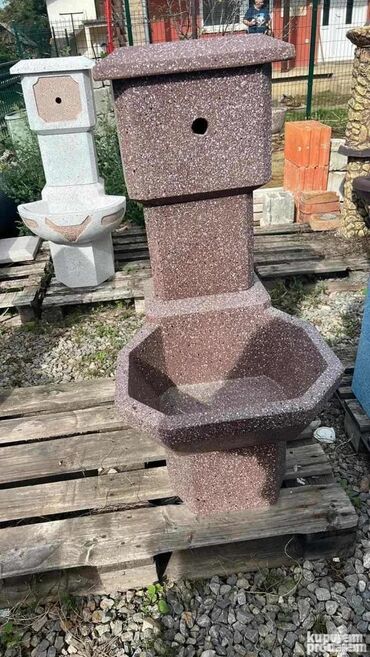 Baštenska dekoracija: Cesma Najveci izbor modela i boja Mogucnost dogovora oko prevoza — 4