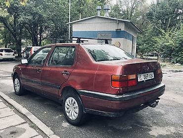 Продажа авто: Volkswagen Vento: 1992 г., 1.8 л, Механика, Бензин, Седан — 5