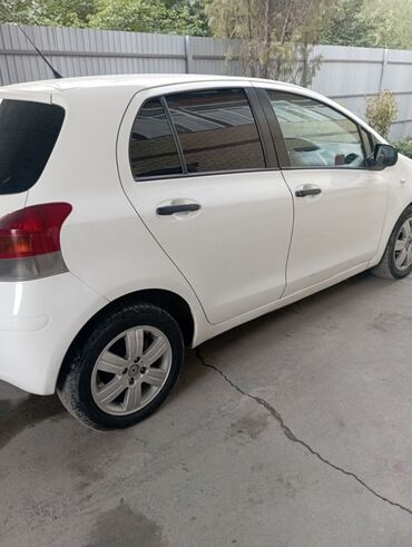 Toyota: Toyota Yaris: 2008 г., 1.3 л, Автомат, Бензин, Хэтчбэк