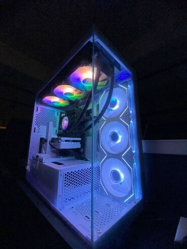 Masaüstü kompüterlər və iş stansiyaları: Sistem blok Processor: Intel Core i9 13900HK 2.6 GHz (up to 5.4 GHz)