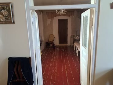 Həyət evləri və villaların satışı: 8 otaq, 5 kv. m, Kredit yoxdur, Orta təmir — 13