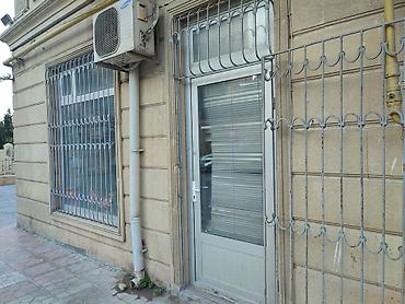 anbar is: Künc yerləşimli vitrinli obyekt/mağaza sahəsi - Küçəyə çıxışı olan — 3