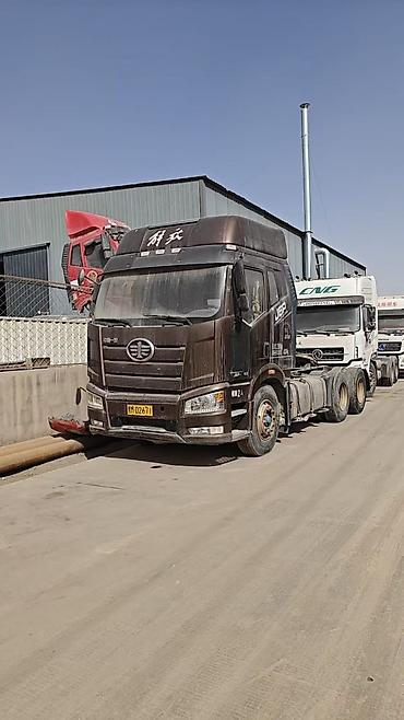 Кабины: Кабина Howo — 3