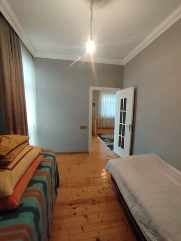 Həyət evləri və villaların satışı: 7 otaqlı, 1 kv. m, Kredit yoxdur, Yeni təmirli — 24