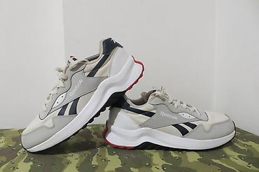 brojevi obuće: REEBOK br 43 28cm unutrasnje gaziste stopala, bez bilo kakve greske — 1