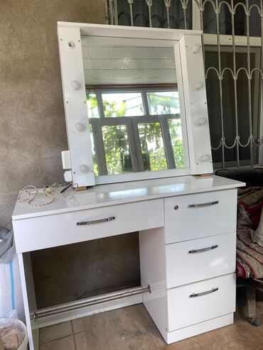 goranboy mebel salonlari: Salon mebeli tecili satilir Qiymet_160_azn. Real aliciya endirim