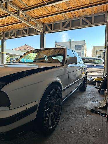 дверные карты е39: BMW 5 series: 1990 г., 2 л, Механика, Бензин, Седан — 4