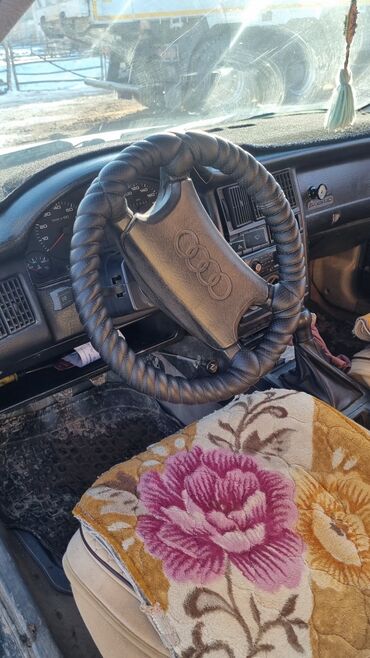 Audi: Audi 80: 1989 г., 1.8 л, Механика, Бензин, Седан — 10