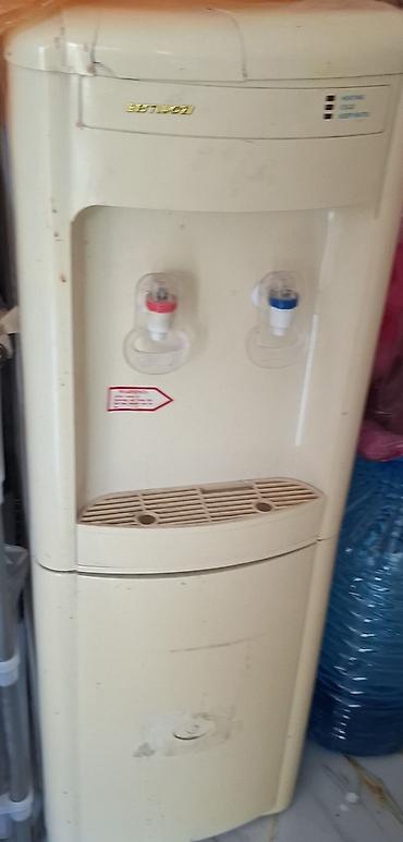 sintra su filtirləri: Dispenser Döşəməüstü, Su isitmə ilə, İşlənmiş — 1