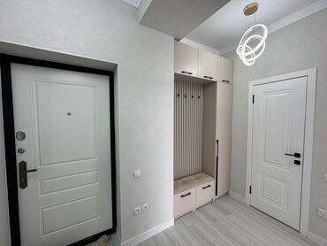 срочно продаётся 1 комнатная квартира в районе ошского рынка по улице кенсуйская: 1 комната, 41 м², Элитка, 7 этаж, Евроремонт