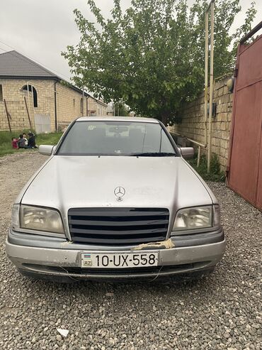 mercedes yeşka: Mercedes-Benz C 180: 1.8 l | 1995 il Sedan