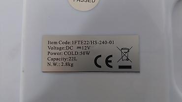 Frižideri: Komad 4000 din. Prijenosni auto frižider/termo kutija (12V) - Boja — 7