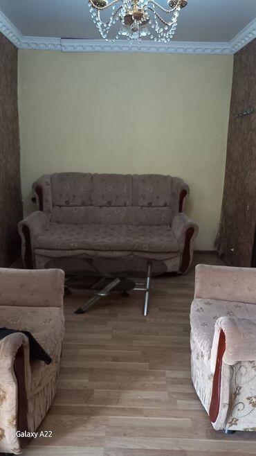 saray h mtk: Nermanov rayonu Montin Zəfəran hospital 100 m məsafədə Həyət