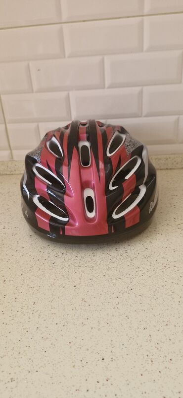 Velosiped aksesuarları: Her biri icinde qolcuq kask dizciy əlcık istifade olunmayib sadece — 4