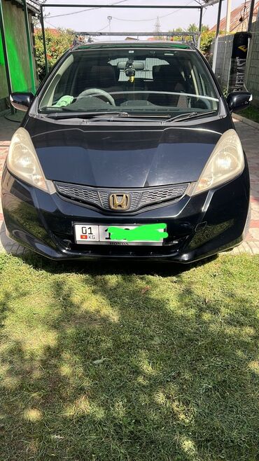 хонда фит рейка: Honda Fit (Jazz) хэтчбек, черный цвет, 5 дверей. Ключевые