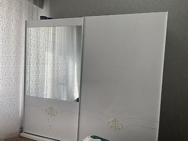 paltar skaf: İşlənmiş, 2 qapılı, Güzgülü, Ağ, Kupe, Düz dolab — 2