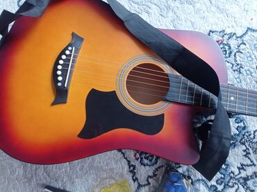 гитара kepma: Продаю гитару🎸 Состояние новое гриф ровный💯 38 размер легко учится 🥰 В