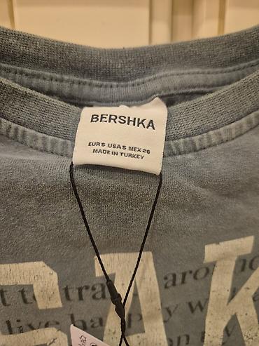 Bershka uzunqollu crop köynək - Brend: Bershka - Ölçü: EUR S / USA S lalafo.az -da Bershka uzunqollu crop köynək - Brend: Bershka - Ölçü: EUR S / USA S