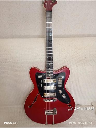 Elektro gitaralar: Elektron gitara, 6 sim, İşlənmiş, Ünvandan götürmə -da lalafo.az — 29 Elektro gitaralar: Elektron gitara, 6 sim, İşlənmiş, Ünvandan götürmə — 29