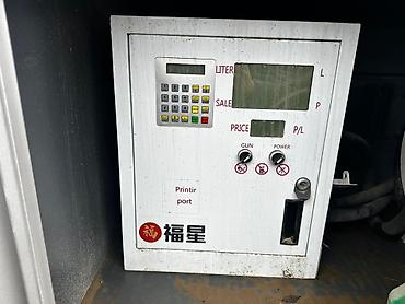 Грузовики: Грузовик, Howo, Стандарт, 7 т, Новый — 7