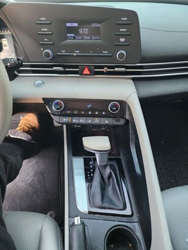 Hyundai: Hyundai Avante: 2021 г., 1.6 л, Вариатор, Газ, Седан — 14