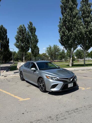 автомат машина бу: Toyota Camry: 2018 г., 2.5 л, Автомат, Бензин, Седан