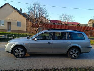 auto plac mladenovac: Ford Mondeo: 1.8 l | 2003 г. 200000 km. Minibus