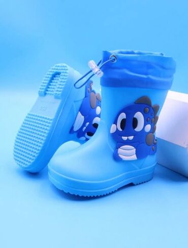 Čizme: Cena:2000din Dostupni — 8