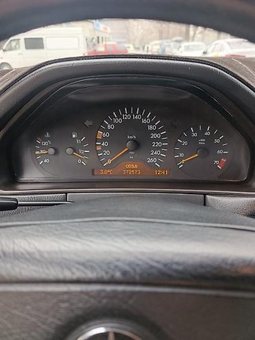Mercedes-Benz: Mercedes-Benz E-Class: 1995 г., Седан — 13