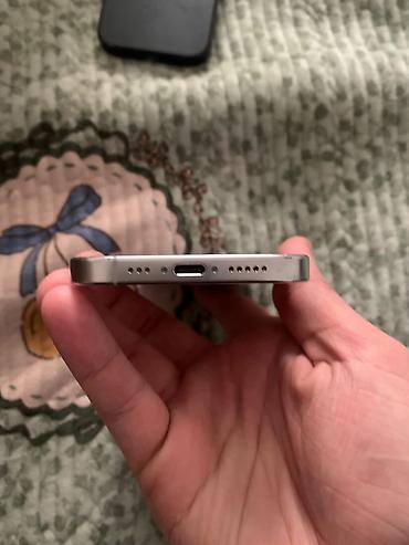 dji action: IPhone 16 Pro, Б/у, 128 ГБ, Белый, Чехол, 88 % — 8