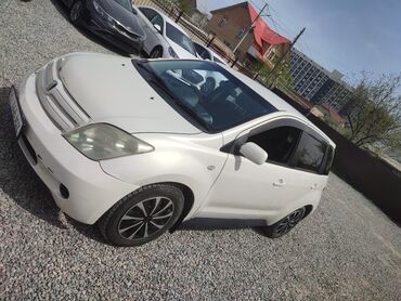 Toyota: Toyota ist: 2003 г., 1.3 л, Автомат, Бензин