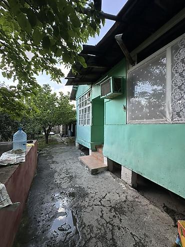 bağça satılır: 18 sot torpağ tam satılırhissə -hissədə satılır razılaşma yolu ilə — 2