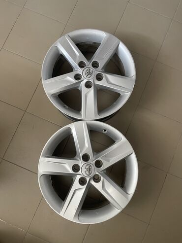 диски 5x114: Литые Диски R 17 Toyota, Пара, отверстий - 5, Б/у