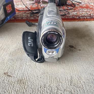 iphone 9 pro max: JVC Super VHS (S-VHS-C) videokamera - 25x optik zum, 1000x rəqəmsal — 2