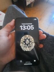 ps 3 aliram: IPhone X, 64 GB, Qara, Face ID