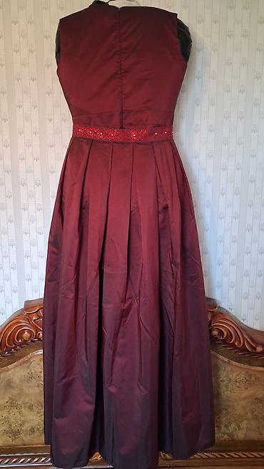 Bordo rəngli uzun ziyafət donu - Model: qolsuz, yuxarı hissə dar