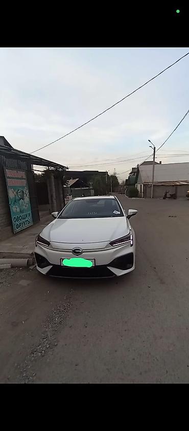 GAC: GAC Aion S — электрический седан белого цвета. Кузов и дизайн: - — 1